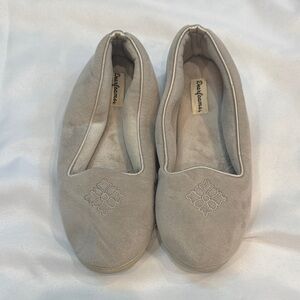 Dearfoams Women's Soft Cozy Slip-On Slippers - Light Gray, Size 7-8